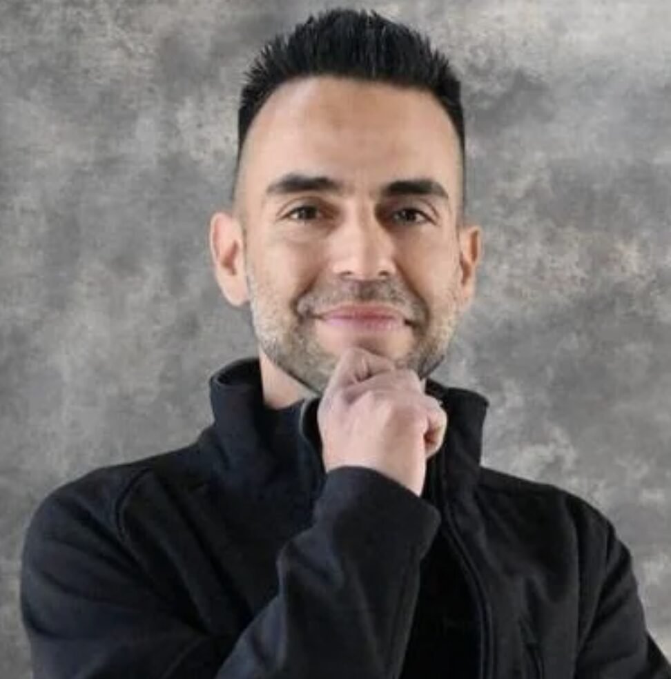 Profile photo of agent Emanual Lomas