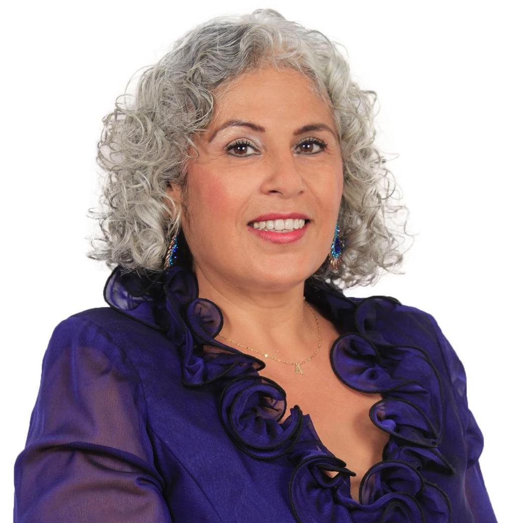 Profile photo of agent Alma L. Lozano